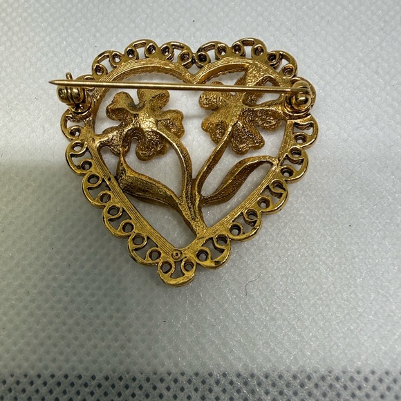 Two Heart Brooches Gold & Silver Tones, with Faux Pearls & Pink Rhinestones. - Picture 8 of 10